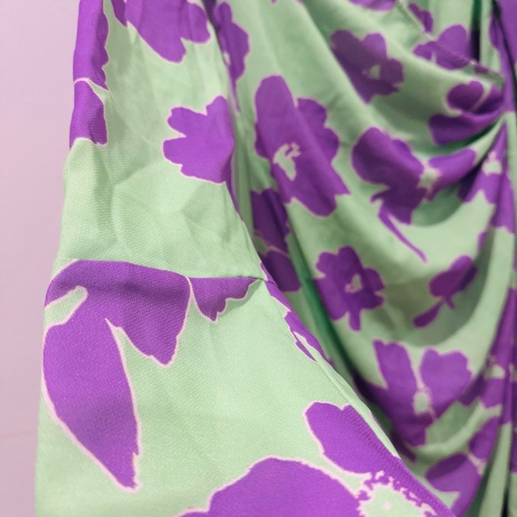 Floral Green and Purple Dress - Picture 4 of 7